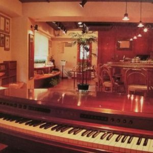 小田和正2020　神宮前のCaféって？